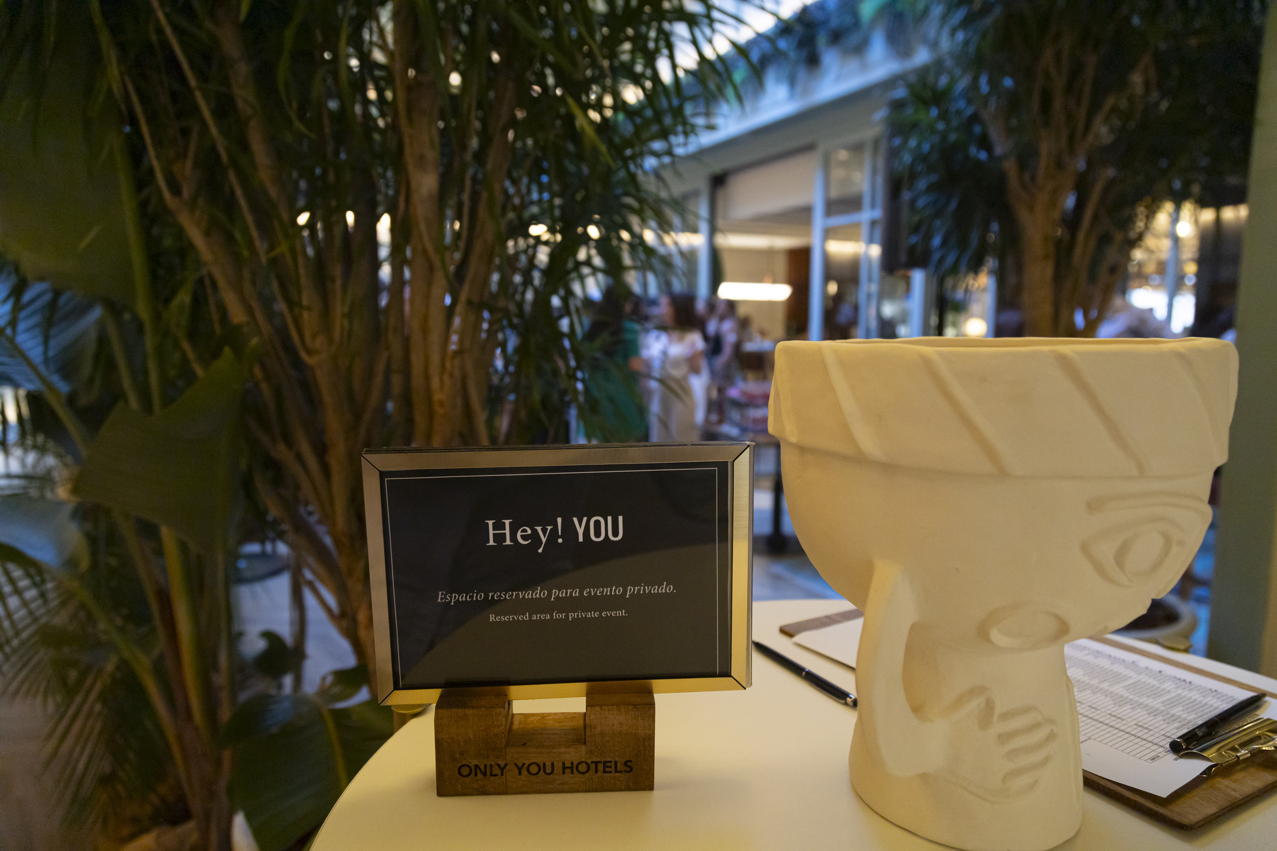 decoración de un evento en el hotel only You  Sevilla realizada por Ismael Molina community manager