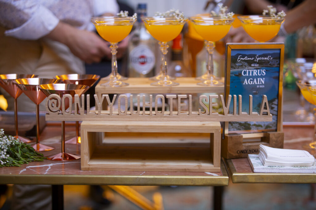 decoración en un evento en el Hotel Only You Sevilla | Ismael Molina Community Manager en Sevilla