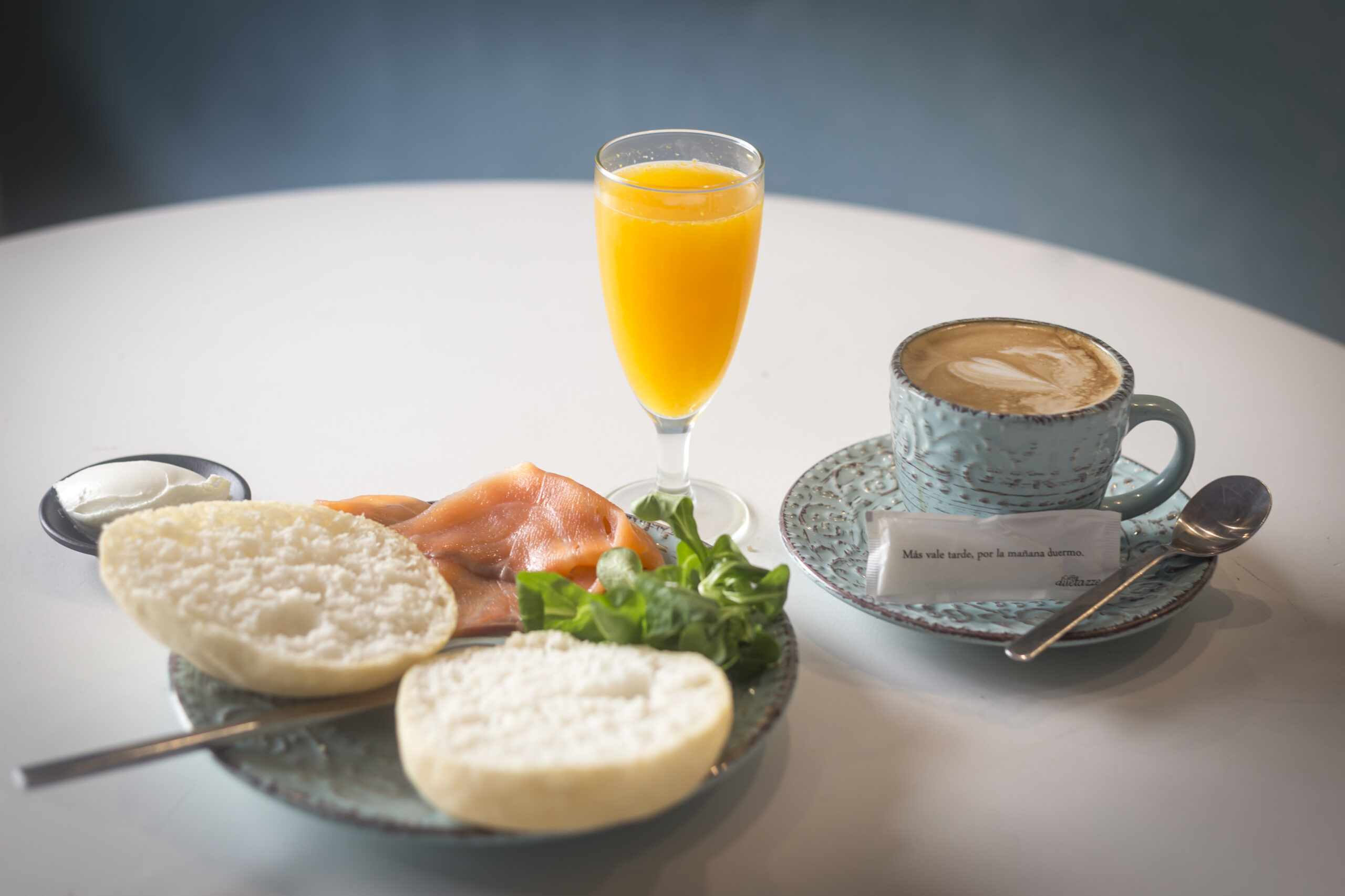 Desayuno que ilustra el buen hacer como Community manager en Sevilla